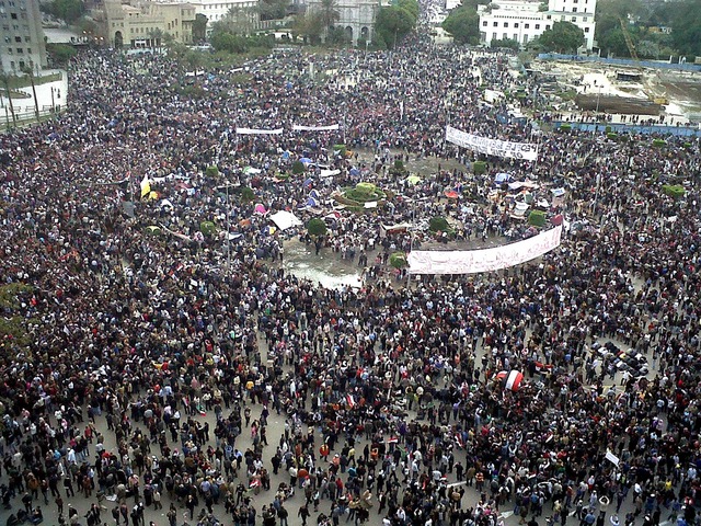 La place Tahrir au Caire en février 2011 (source : Wikimedia.org)