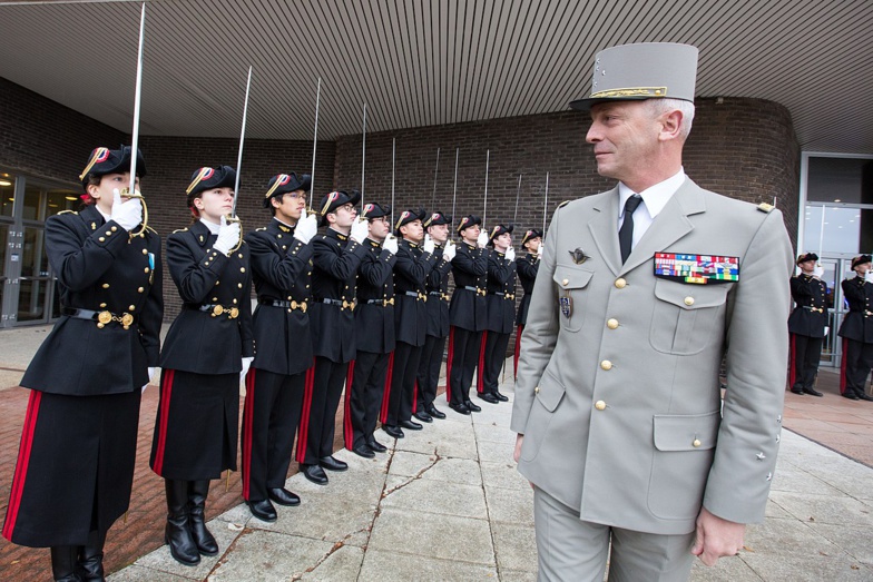 Le général Lecointre quitte son poste de CEMA au profit du général Burkhard