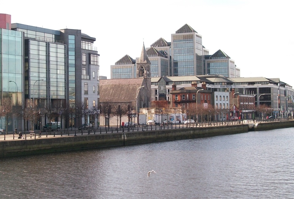 Irlande : une économie sur le fil du rasoir Irlande : une économie sur le fil du rasoir