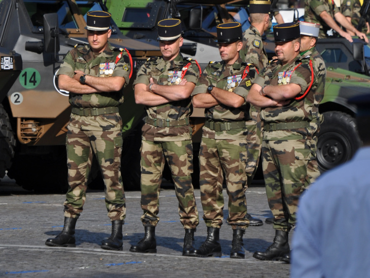 (Licence Creative Commons) (Licence Creative Commons)