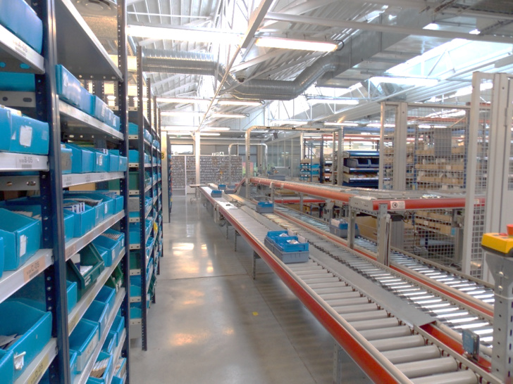 Optic 2000 : Reportage dans les coulisses de la fabrication des lunettes Optic 2000 : Reportage dans les coulisses de la fabrication des lunettes