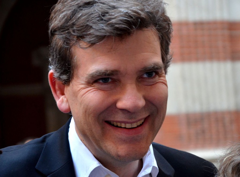 Marine nationale : Arnaud Montebourg s'engage pour libérer Segault du groupe américain Flowserve Marine nationale : Arnaud Montebourg s'engage pour libérer Segault du groupe américain Flowserve