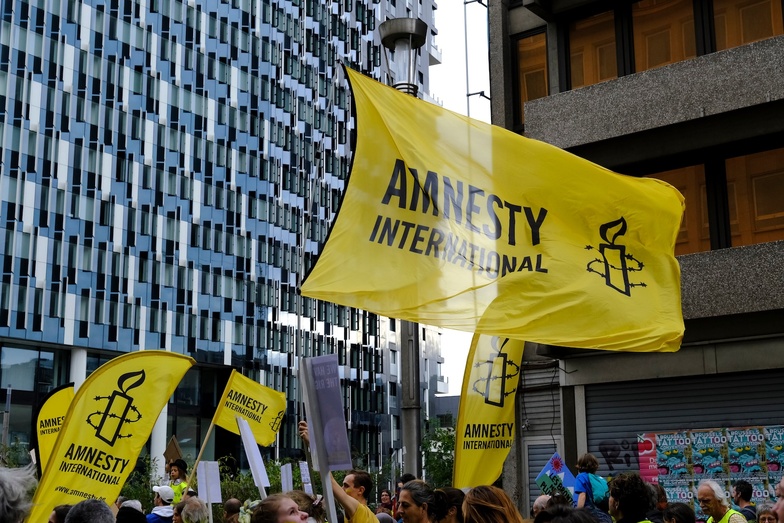 Amnesty demande l’arrêt du soutien des États et entreprises au génocide à Gaza