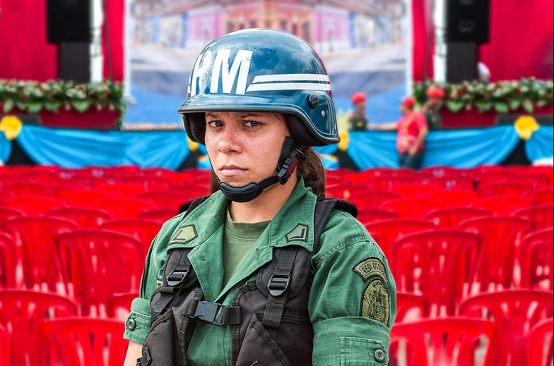 La présence renforcée de l’armée américaine à Trinité-et-Tobago ravive les tensions entre les États-Unis et le Venezuela. Caracas affirme renforcer sa Défense, malgré un appareil militaire fragilisé. Wikipedia La présence renforcée de l’armée américaine à Trinité-et-Tobago ravive les tensions entre les États-Unis et le Venezuela. Caracas affirme renforcer sa Défense, malgré un appareil militaire fragilisé. Wikipedia