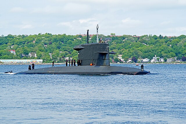 Halifax DSC07900 - Netherlands Submarine - Wikimédia Commons