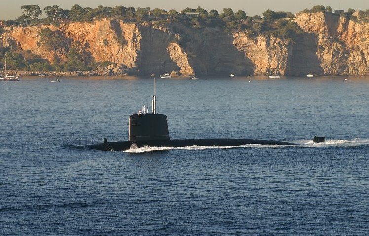 Le sous-marin nucléaire d'attaque Casabianca tire sa révérence