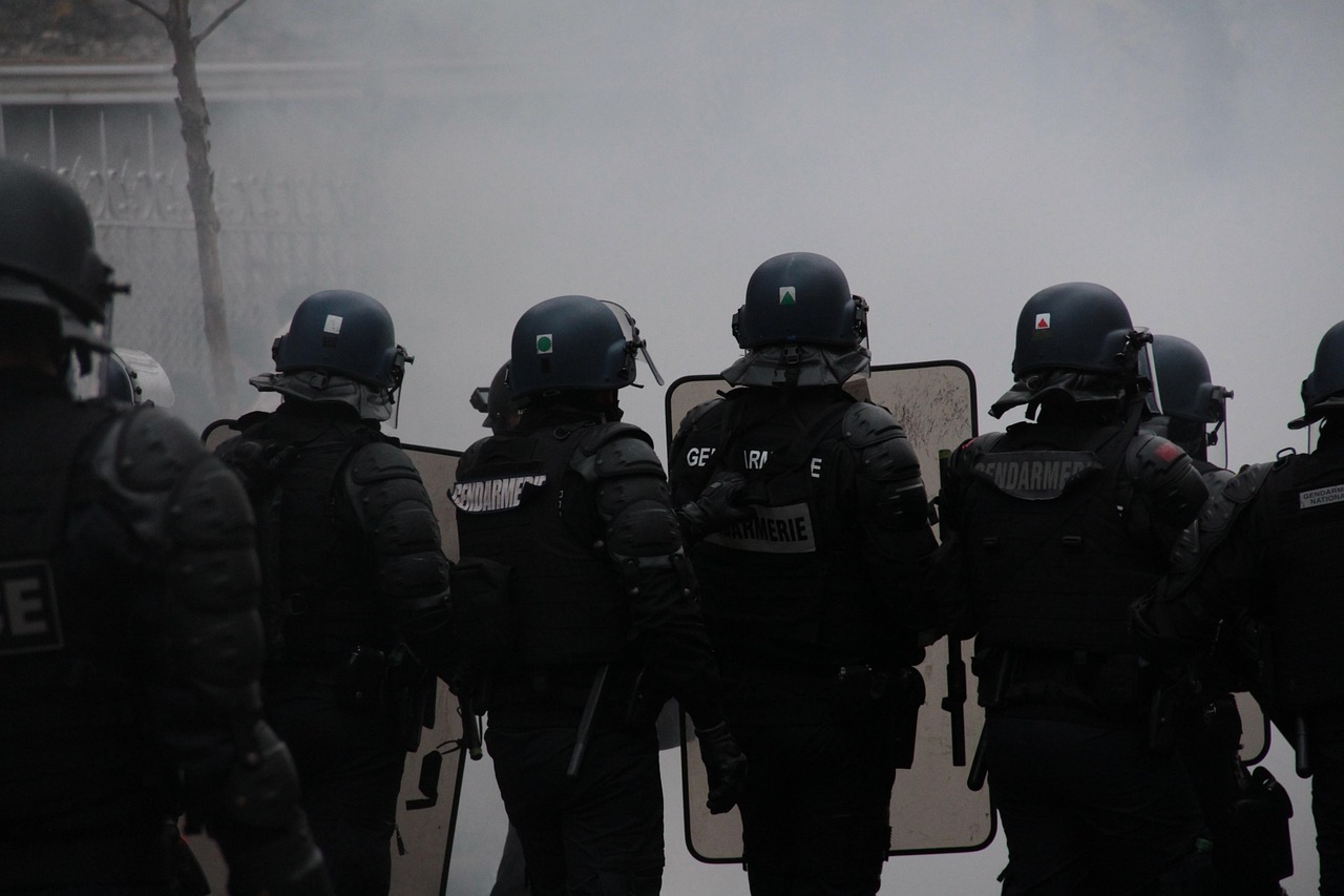 Ceintures explosives : la menace persiste, l’expertise du GIGN en première ligne