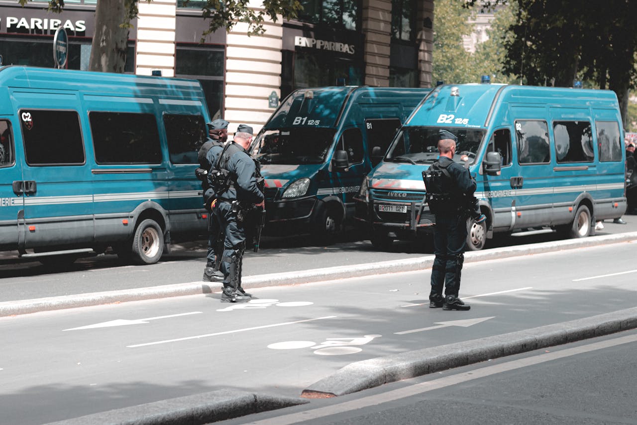 Sécurité : la France sanctionnée dans un classement international sur la paix