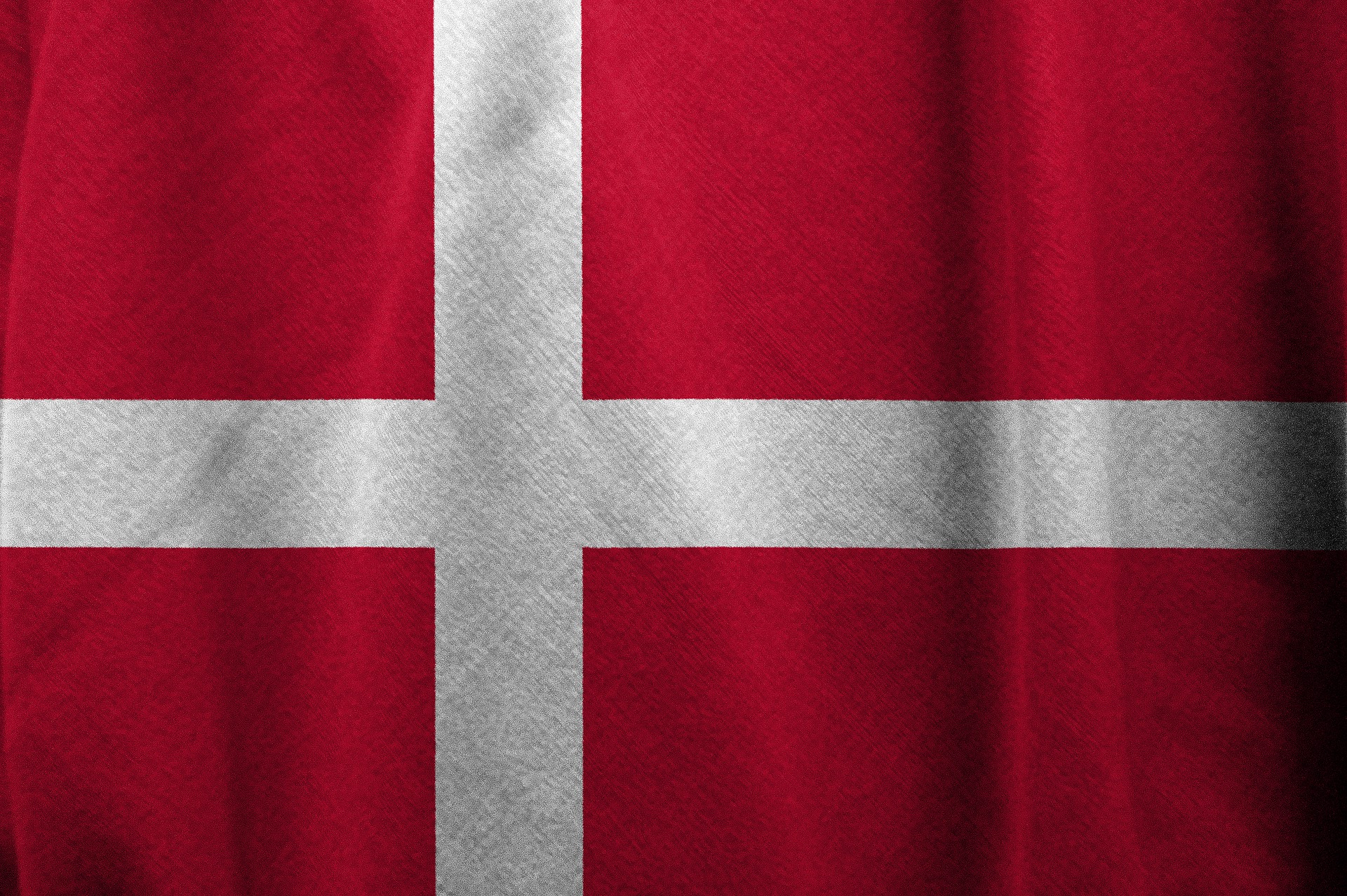 Service obligatoire pour les femmes au Danemark, un tournant historique