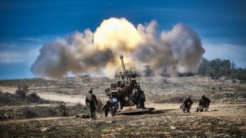 le caesar crédit : armée de Terre / Défense