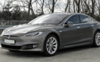 Tesla accuse Rivian d’avoir volé des secrets industriels pour développer ses nouvelles voitures électriques