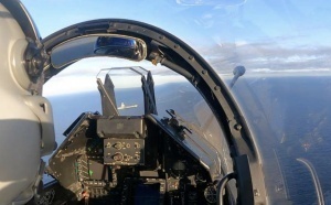 Le porte-avions Charles de Gaulle pris pour cible par l'Armée de l'Air et de l'Espace