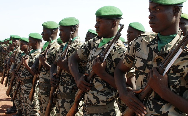 Mali : l'armée fait face à plusieurs attaques de djihadistes