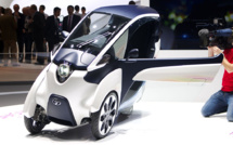 Twizy, i-Road : ces microvéhicules électriques séduisent-ils les conducteurs urbains ?