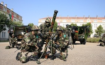 L’armée de Terre relance ses munitions de 81 mm : un investissement stratégique dans les réserves et l’entraînement